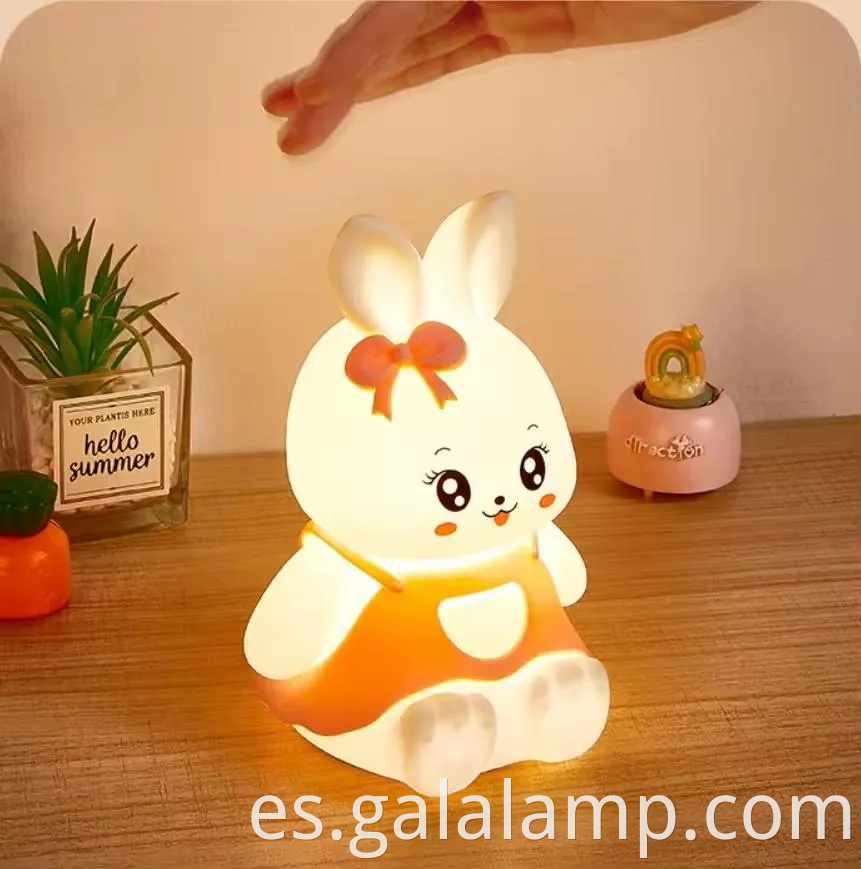 Linda luz nocturna de animales: diseño de conejo para la decoración de la guardería silicona luz suave